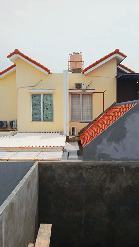 Desain rumah minimalis modern di jogja dengan taman asri