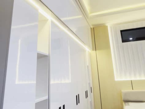 Biaya interior kamar anak Semarang dengan lemari dan meja belajar custom